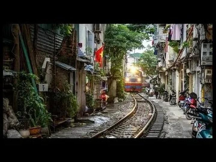 Xu hướng 1 người vừa mua Labubu giá: Hotspot Matrix tiết lộ bí quyết video viral